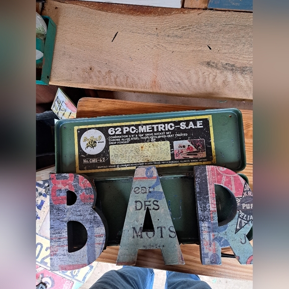 METAL BAR SIGN ADDED TO TOOL BOX - Picture 1 of 3